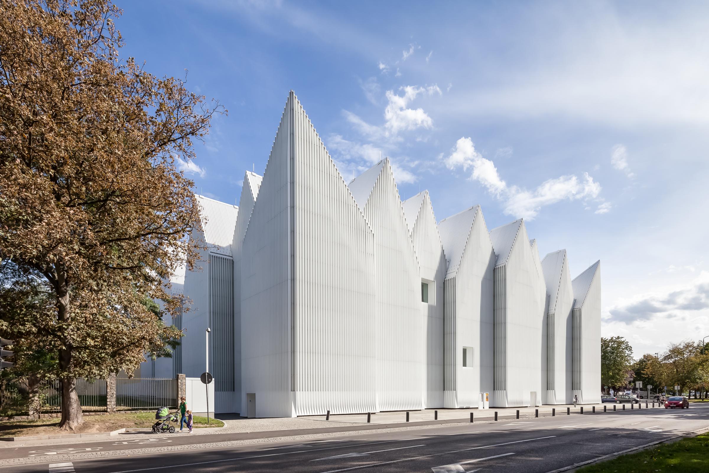 Photograph of Szczecin Philharmonic Hall, designed by Estudio Barozzi Veiga and located in Szczecin, Poland