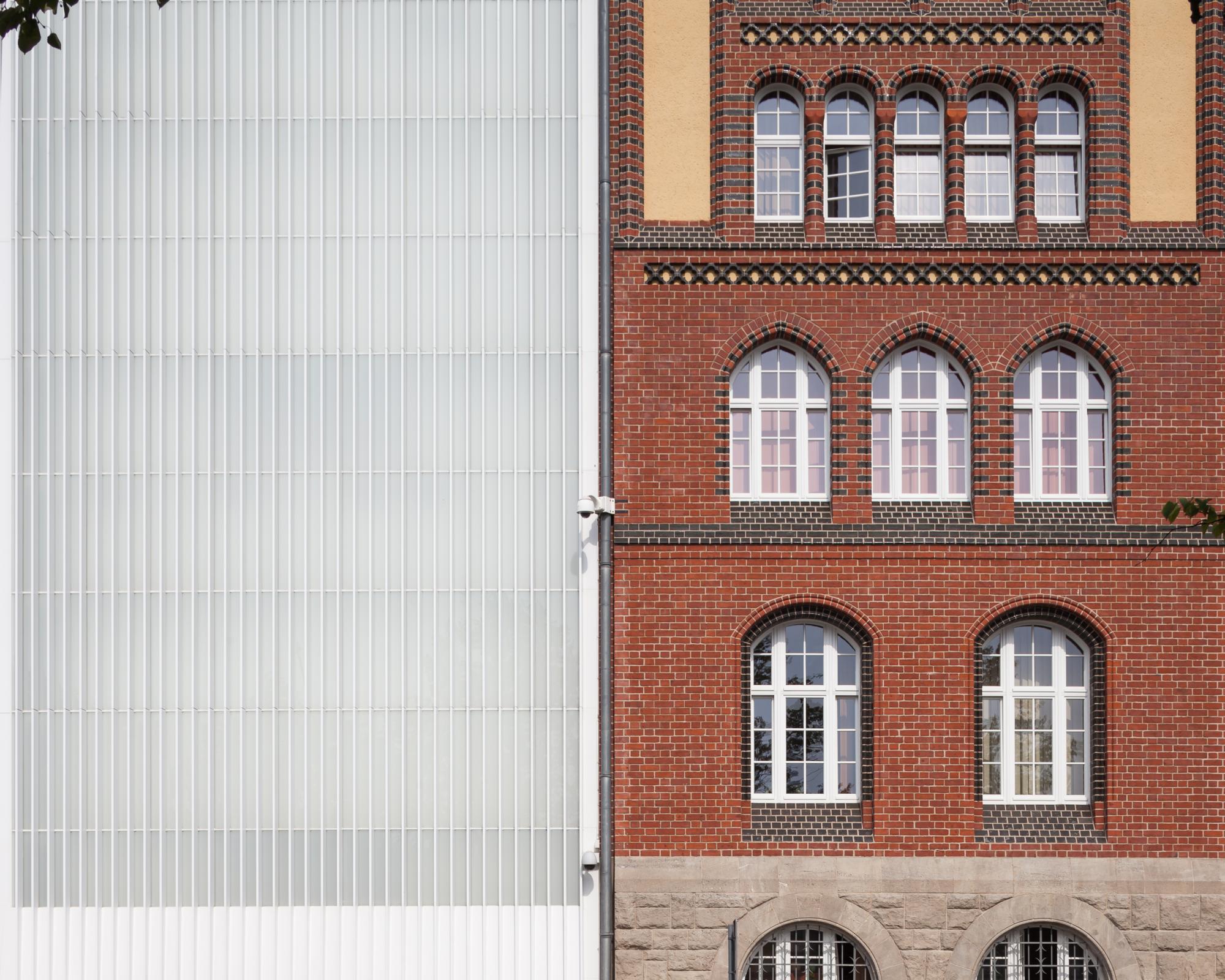 Photograph of Szczecin Philharmonic Hall, designed by Estudio Barozzi Veiga and located in Szczecin, Poland
