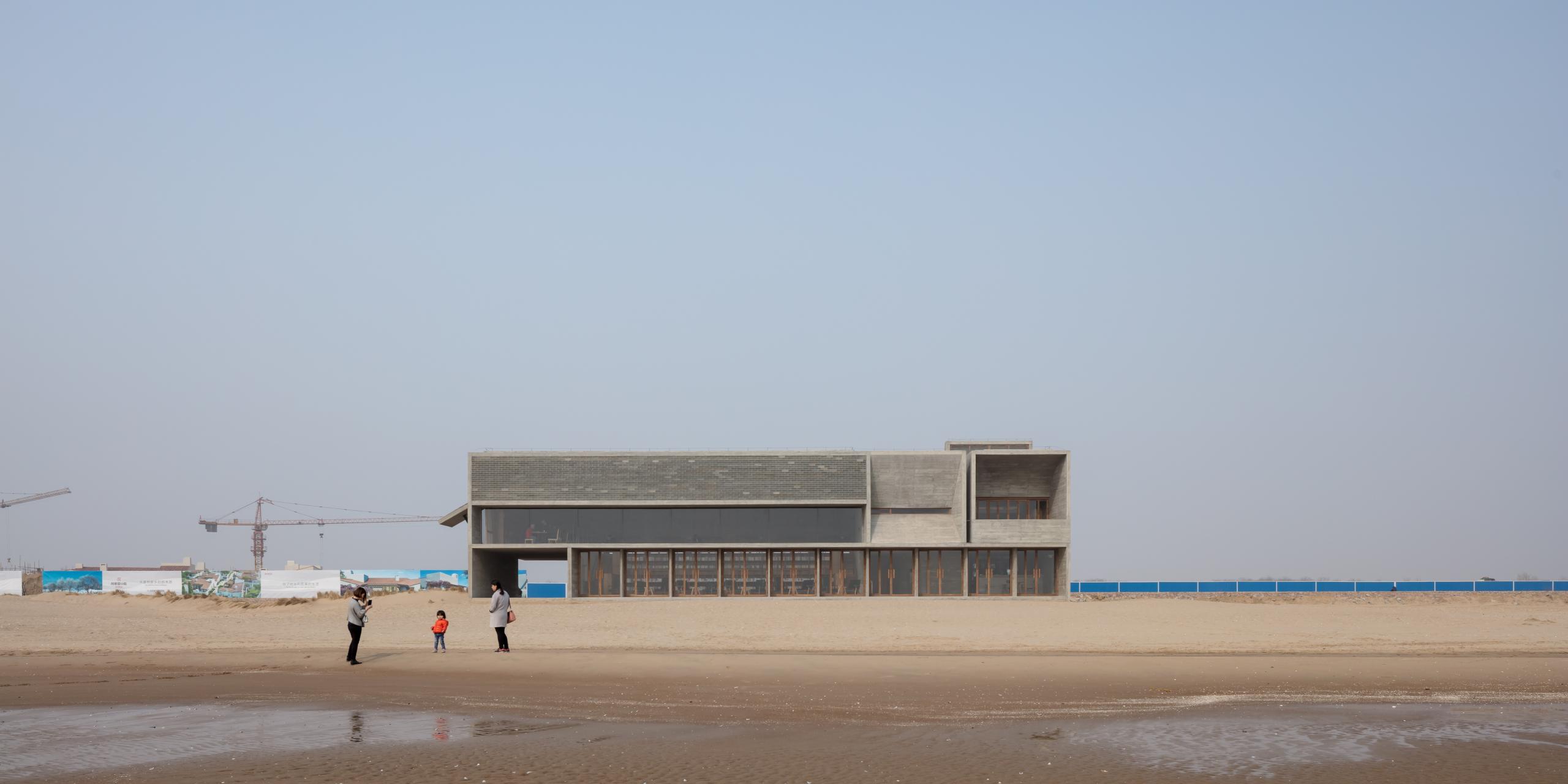 Photograph of Seashore Library, designed by Vector Architects and located in Beidaihe, China