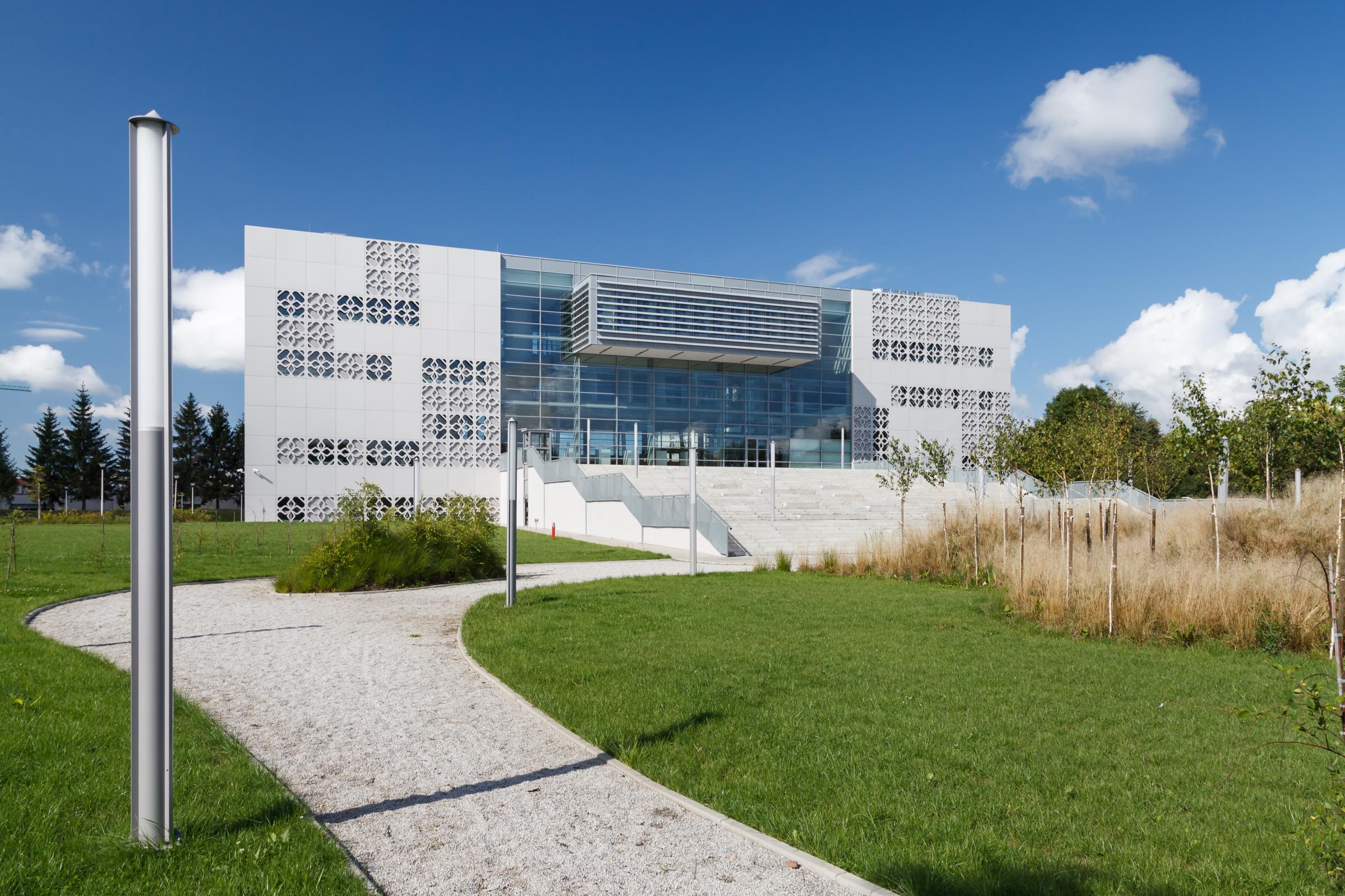 Photograph of Center of Modern Education, designed by AA_Studio/Group-Arch and located in Białystok, Poland