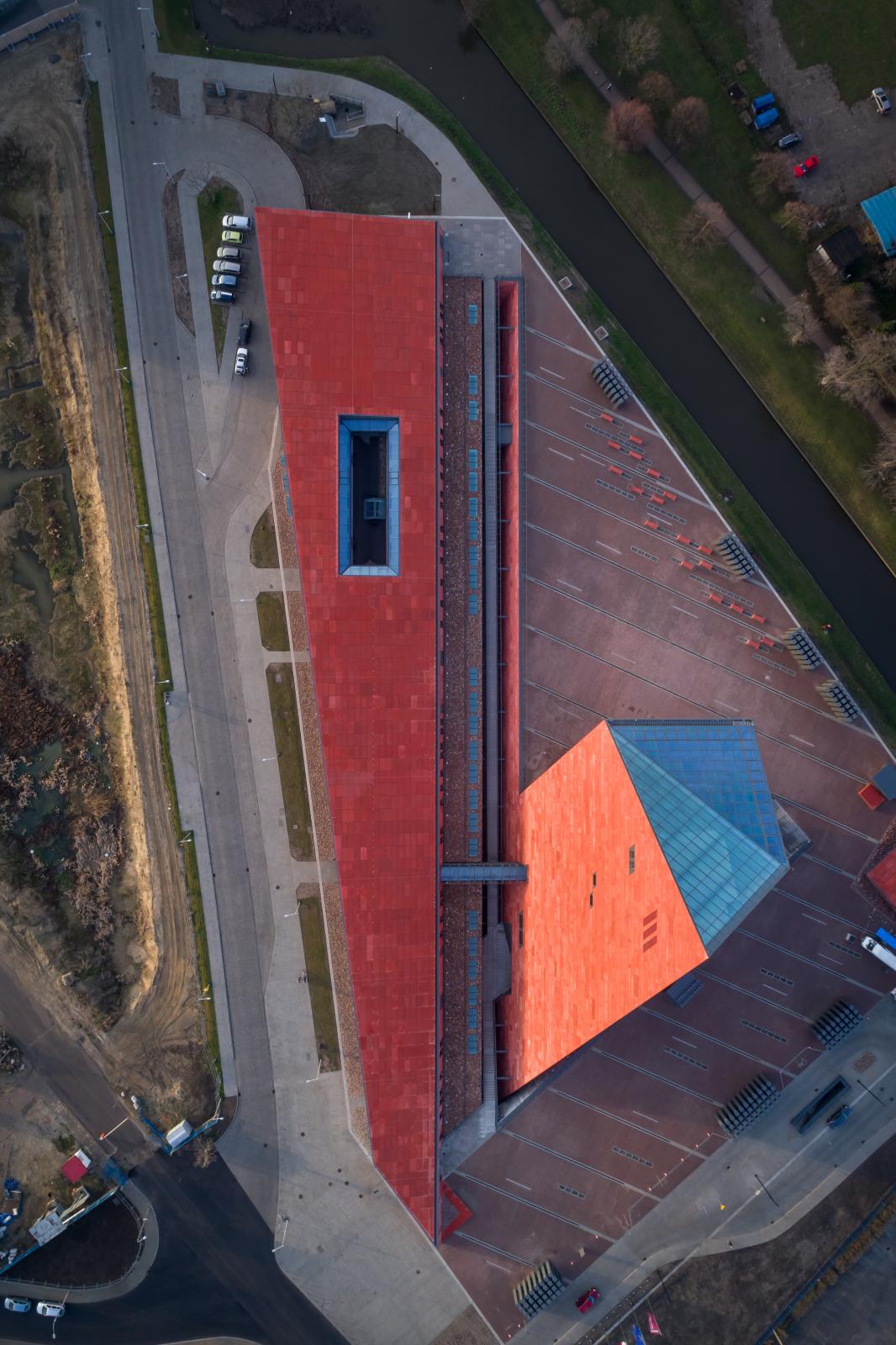 Photograph of Museum of the Second World War, designed by Kwadrat Studio Architektoniczne and located in Gdańsk, Poland