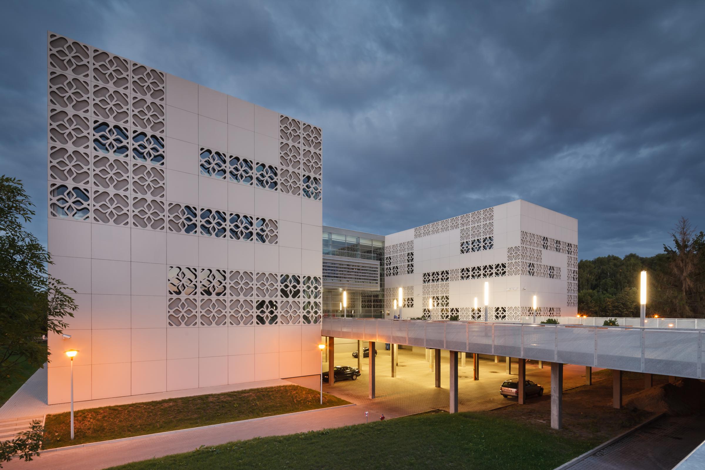 Photograph of Center of Modern Education, designed by AA_Studio/Group-Arch and located in Białystok, Poland