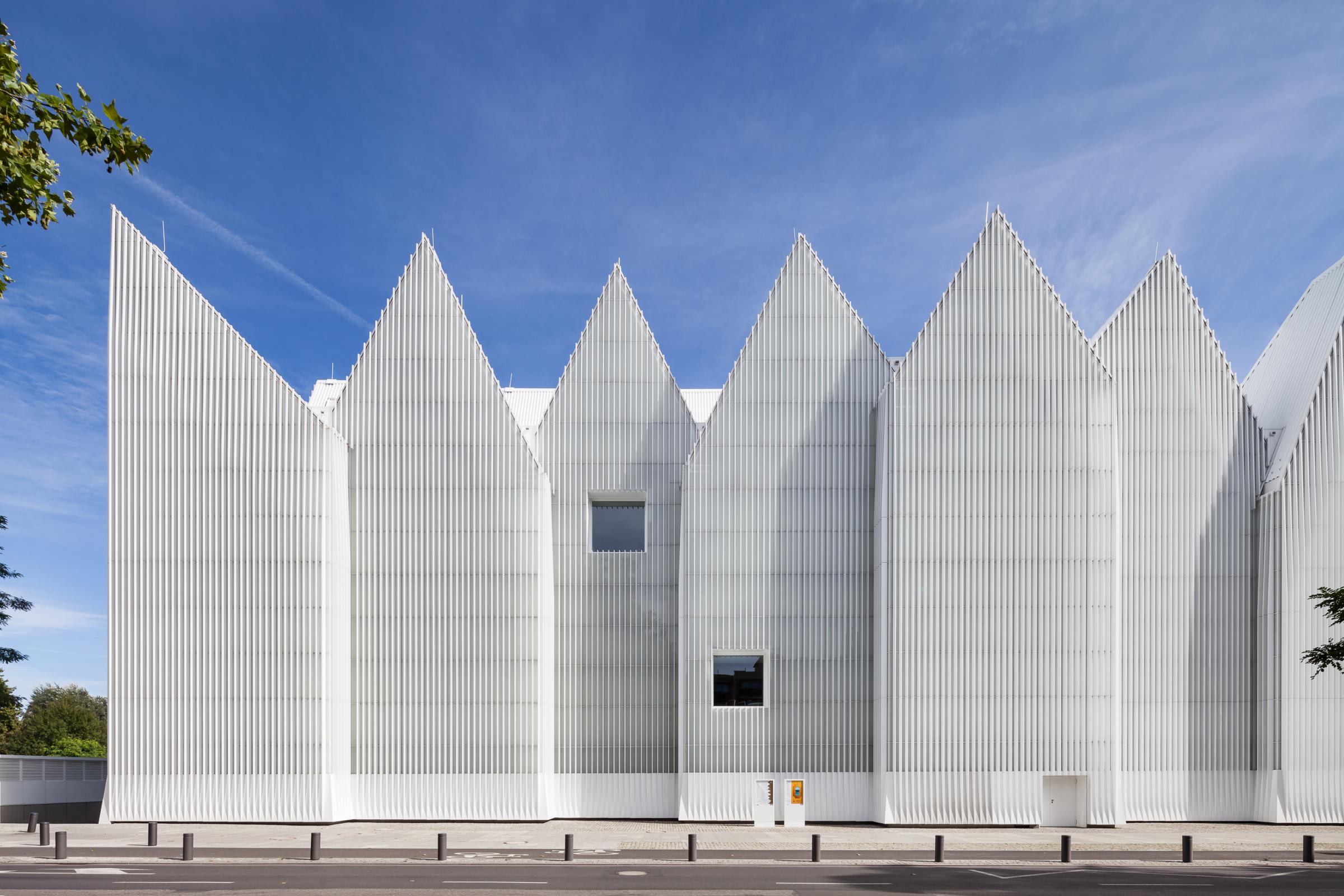 Photograph of Szczecin Philharmonic Hall, designed by Estudio Barozzi Veiga and located in Szczecin, Poland