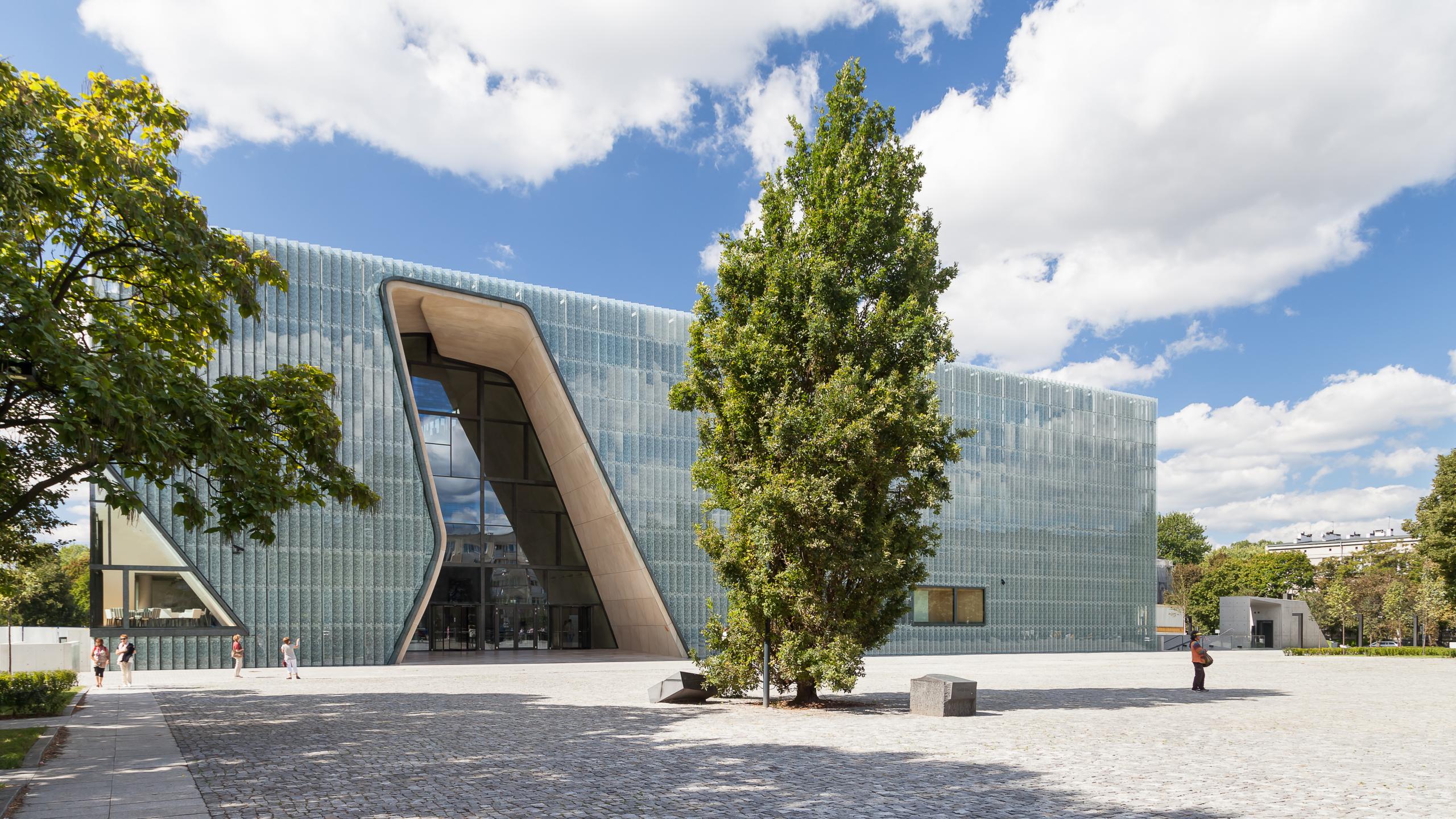 Photograph of POLIN Museum of the History of Polish Jews, designed by Lahdelma & Mahlamäki Architects and located in Warsaw, Poland