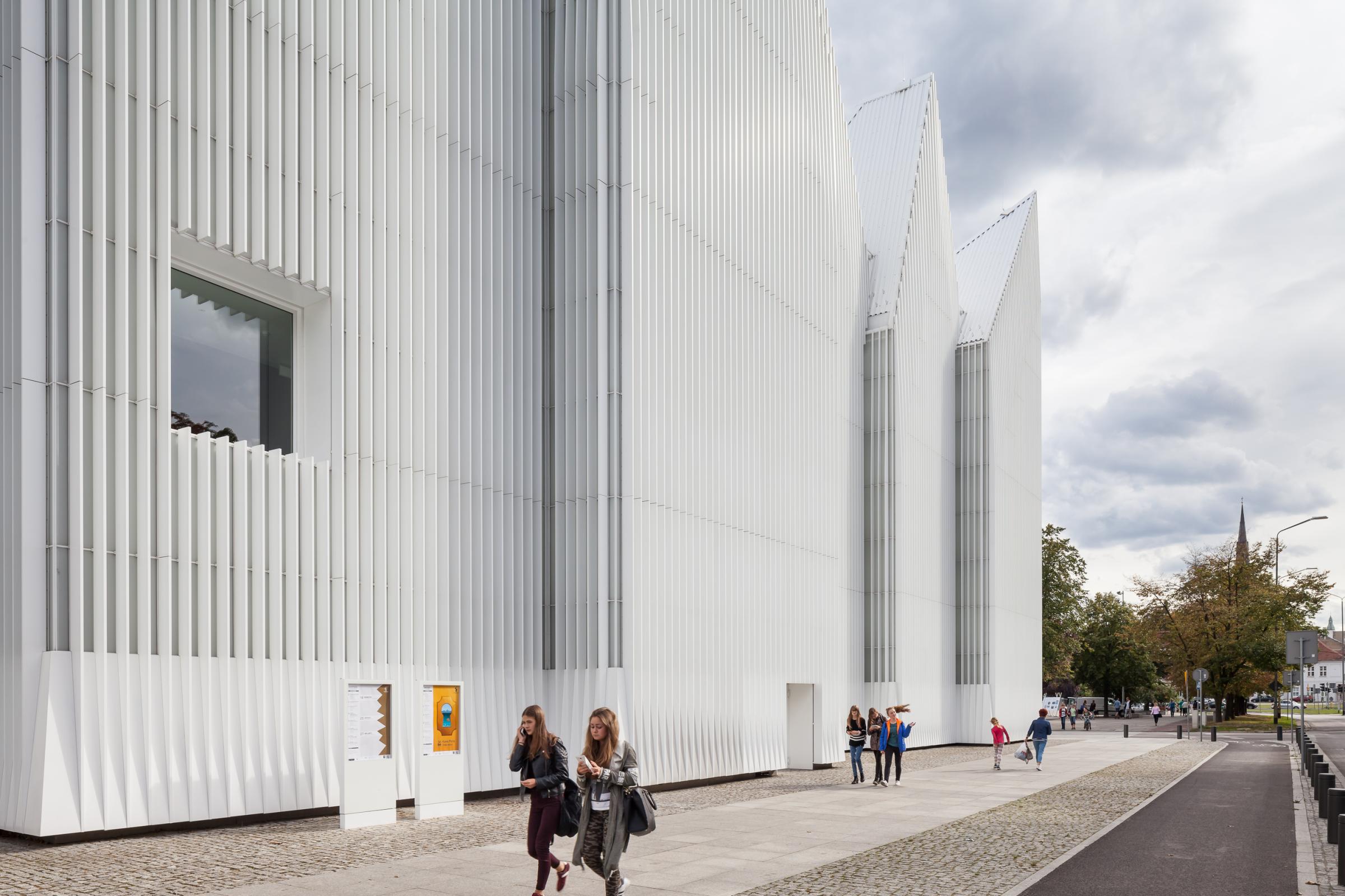 Photograph of Szczecin Philharmonic Hall, designed by Estudio Barozzi Veiga and located in Szczecin, Poland