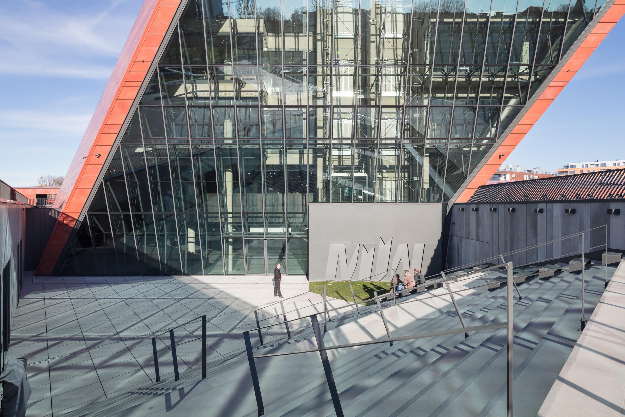 Photograph of Museum of the Second World War, designed by Kwadrat Studio Architektoniczne and located in Gdańsk, Poland