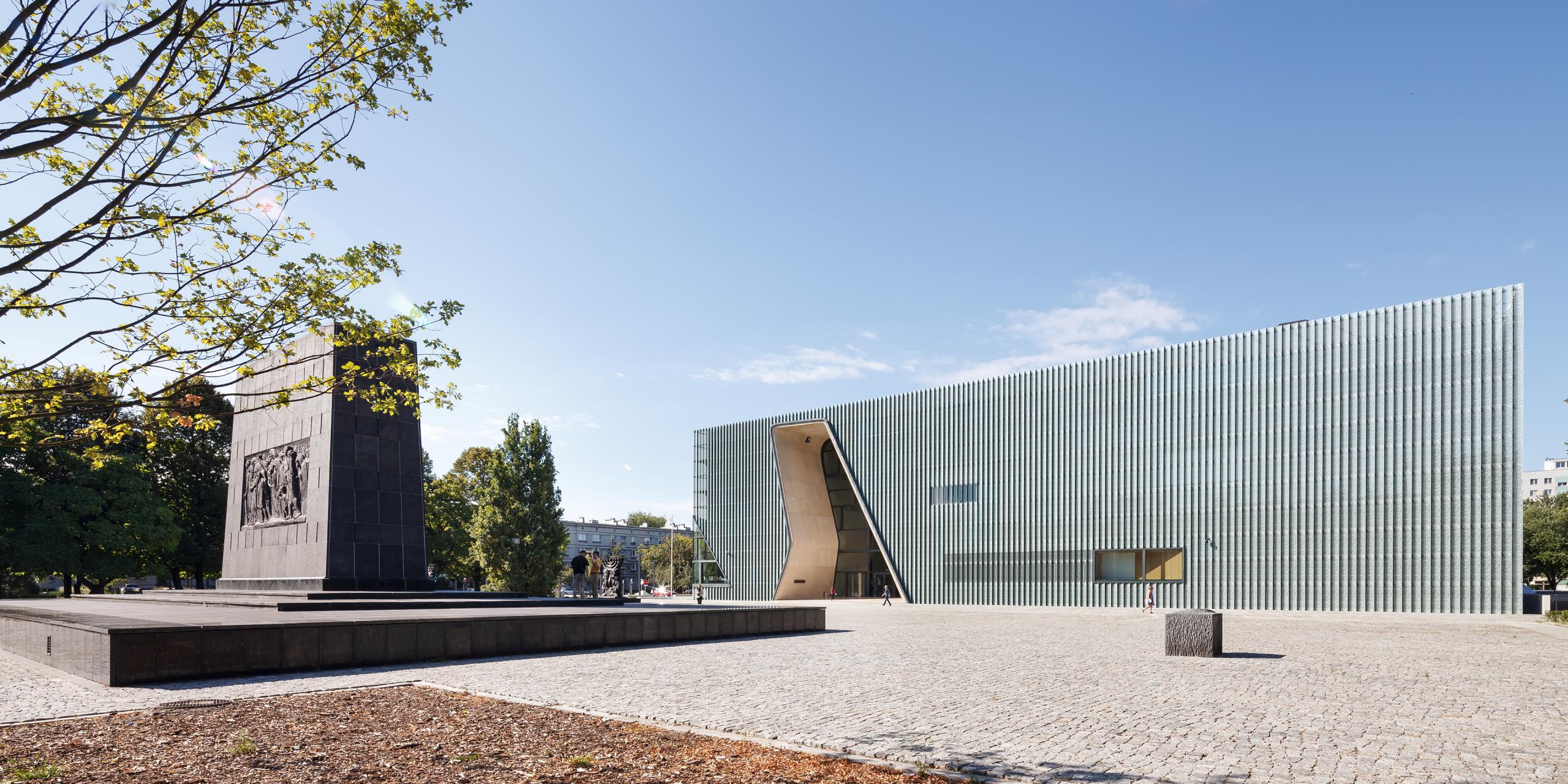 Photograph of POLIN Museum of the History of Polish Jews, designed by Lahdelma & Mahlamäki Architects and located in Warsaw, Poland