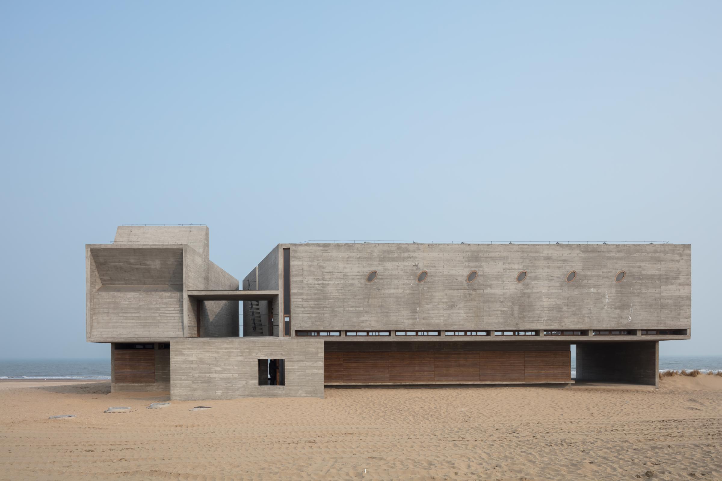 Photograph of Seashore Library, designed by Vector Architects and located in Beidaihe, China