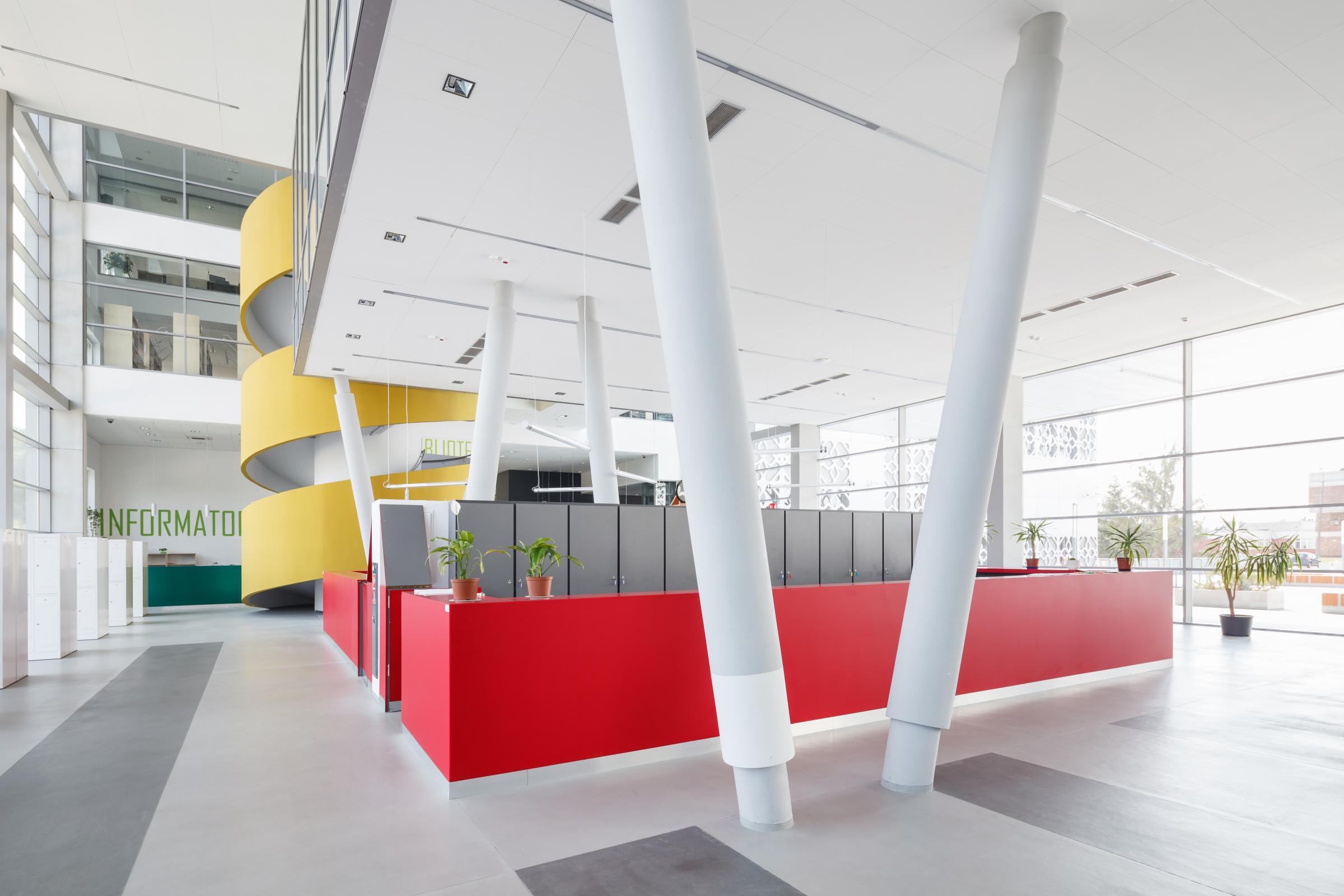 Photograph of Center of Modern Education, designed by AA_Studio/Group-Arch and located in Białystok, Poland